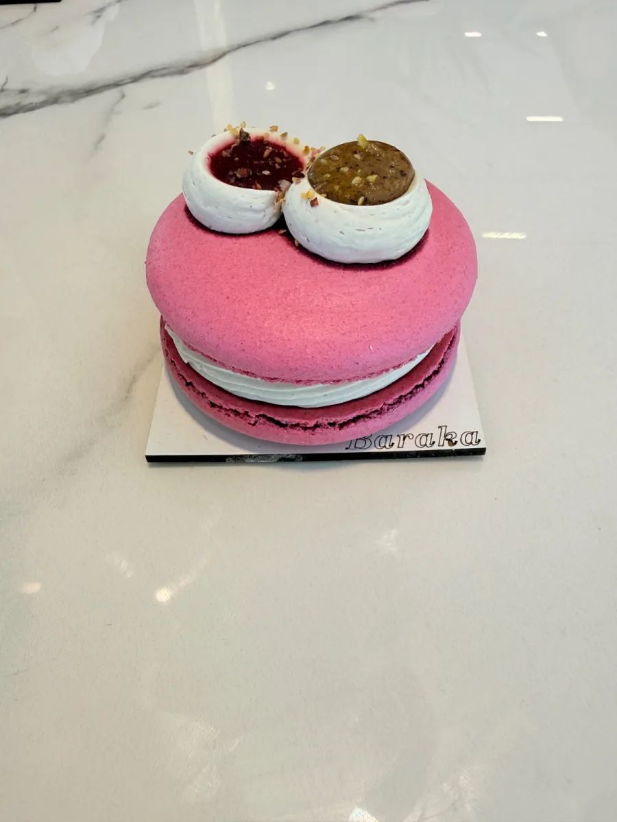 Macarons framboise, pistache